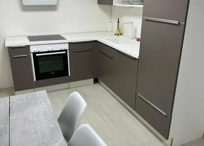 Italian Rooms 7